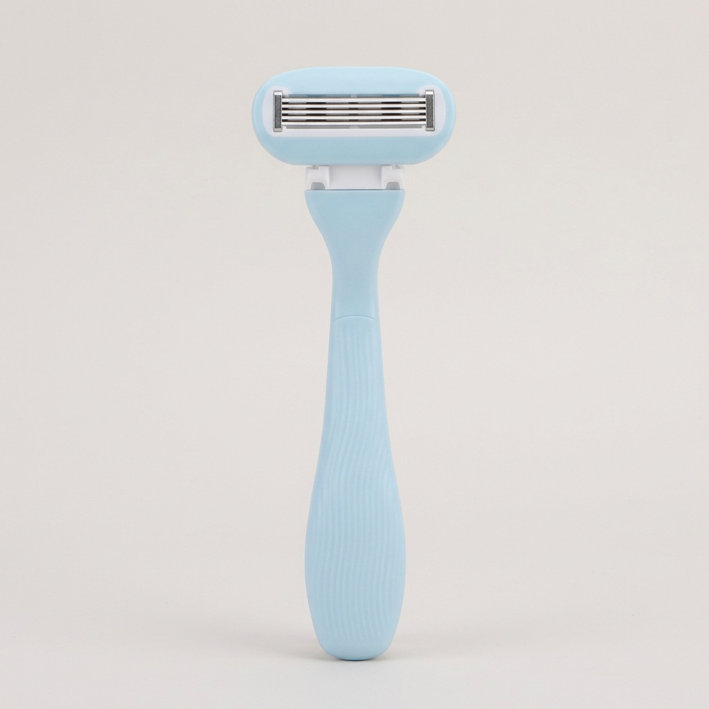 Belle aqua-blue razor with corrected proportions