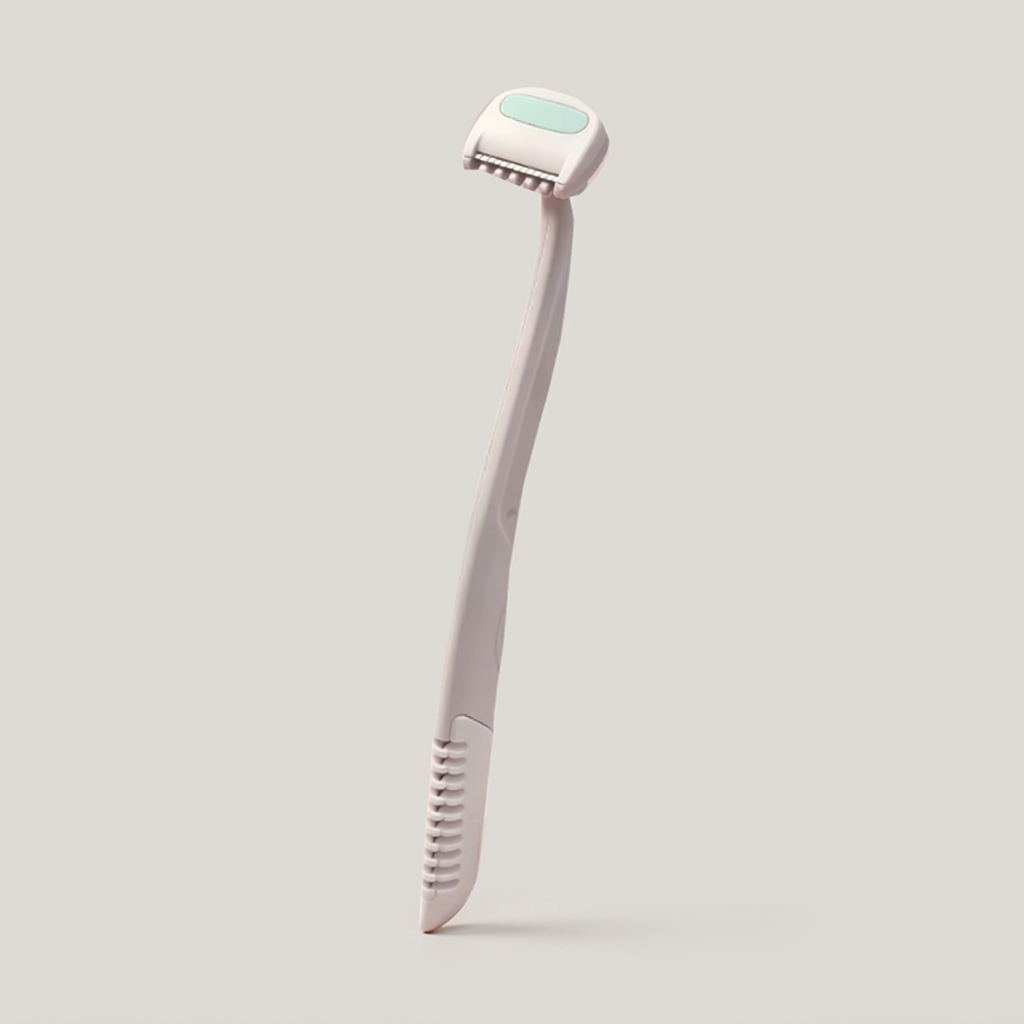Bikini trimmer with matching neutral background